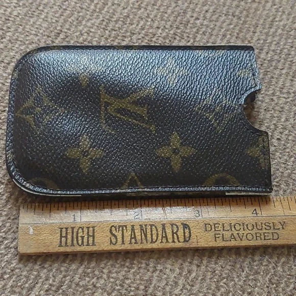 Louis Vuitton Card Holder/Pouch *FINAL PRICE* - Picture 6 of 14